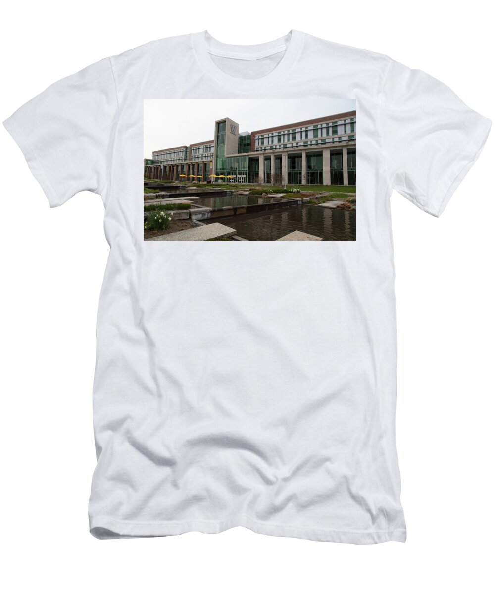 Western Michigan University T-Shirt featuring the photograph Sangren Hall at Western Michigan University #2 by Eldon McGraw