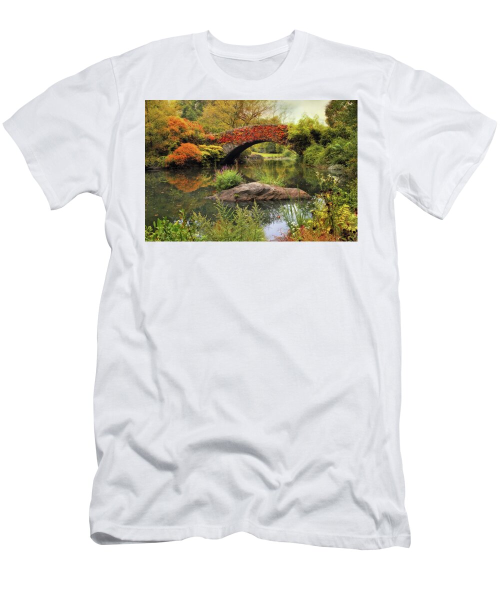 Autumn T-Shirt featuring the photograph Gapstow Bridge Serenity by Jessica Jenney