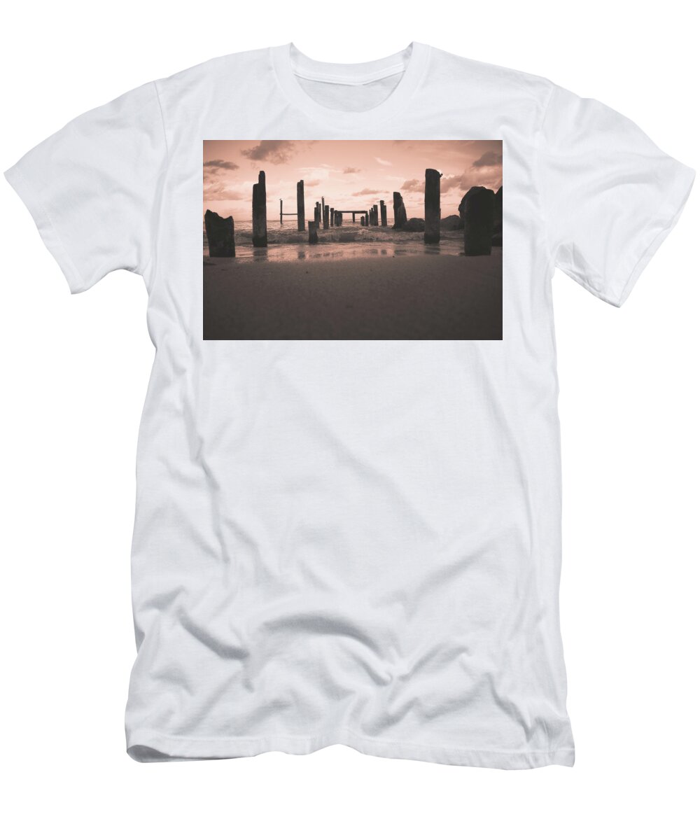 Sunset Art T-Shirt featuring the photograph Glo by Gian Smith