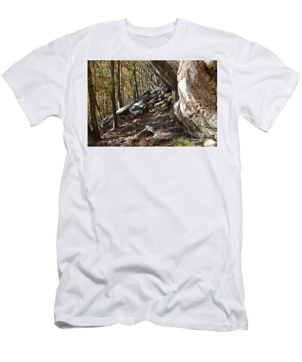 House Mountain T-Shirt featuring the photograph House Mountain 17 by Phil Perkins