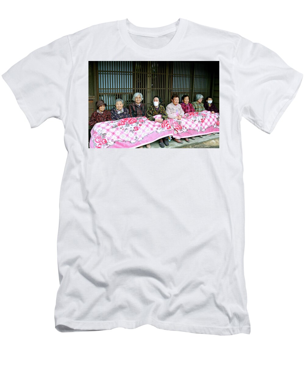  T-Shirt featuring the photograph Japan 44 by Eric Pengelly