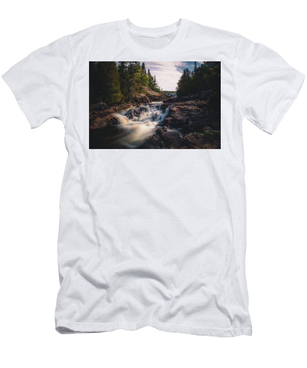 Rainbow Falls T-Shirt featuring the photograph Rainbow Falls by Jay Smith