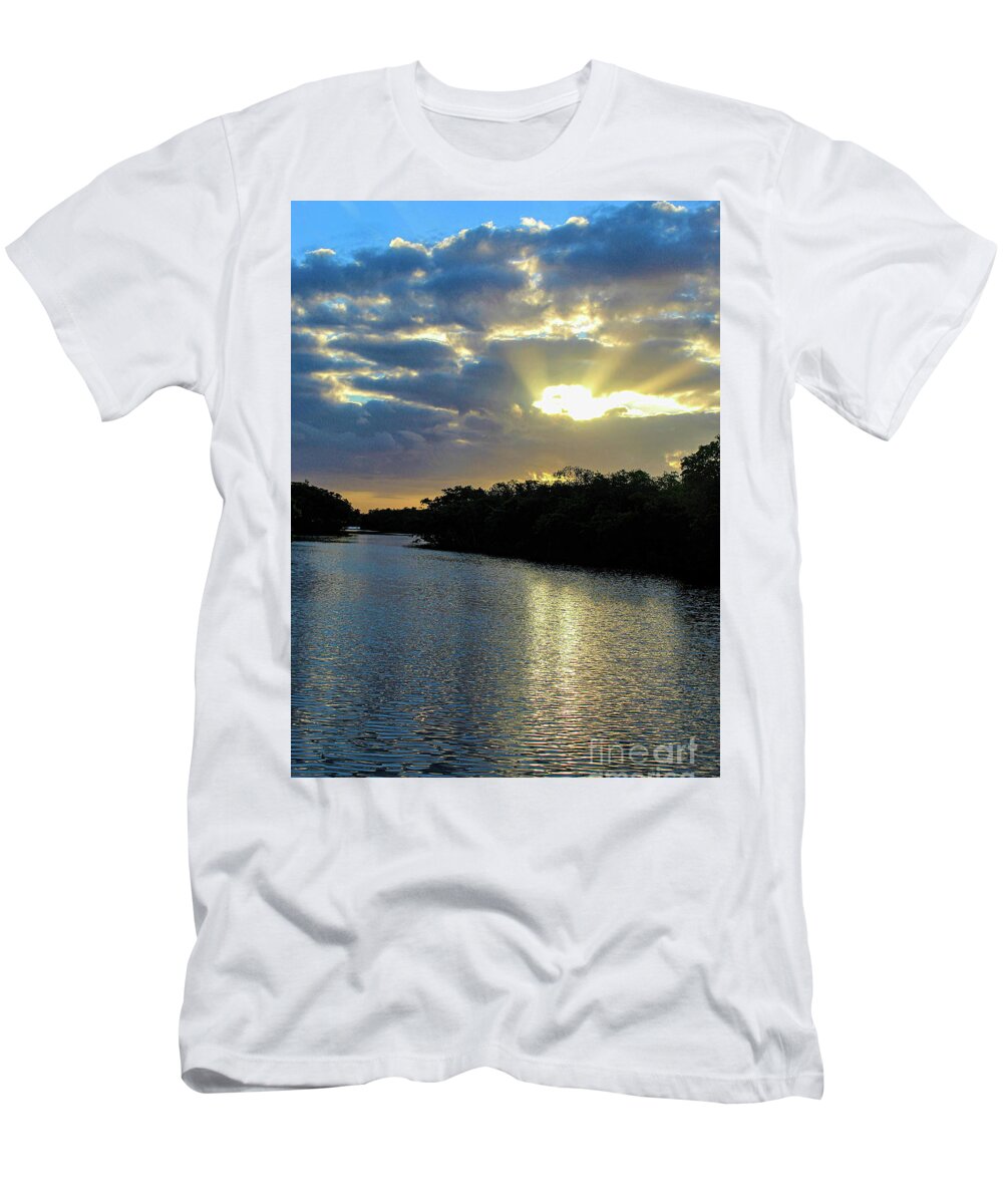 Sunrise T-Shirt featuring the photograph Sunrise at Ponce De Leon Park by Joanne Carey