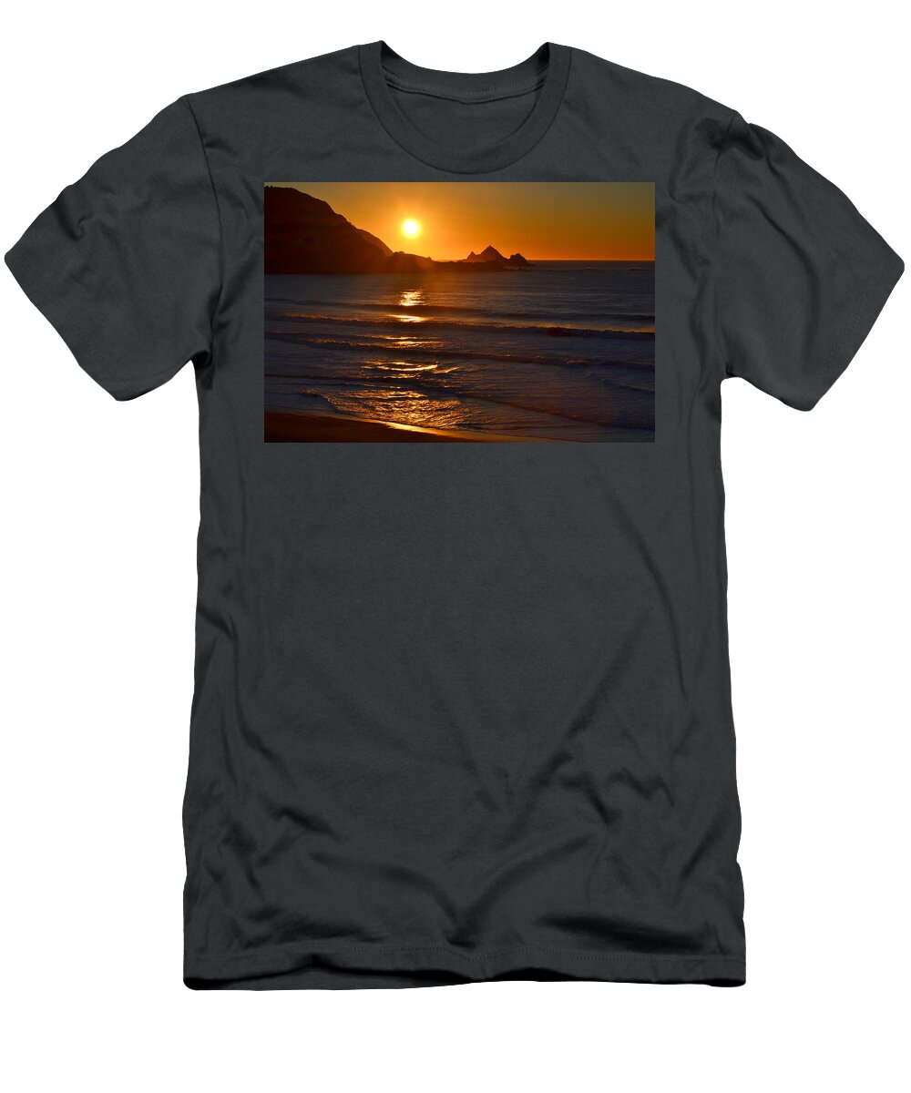 Pacifica T-Shirt featuring the photograph Linda Mar Beach at Sunset #4 by Dean Ferreira