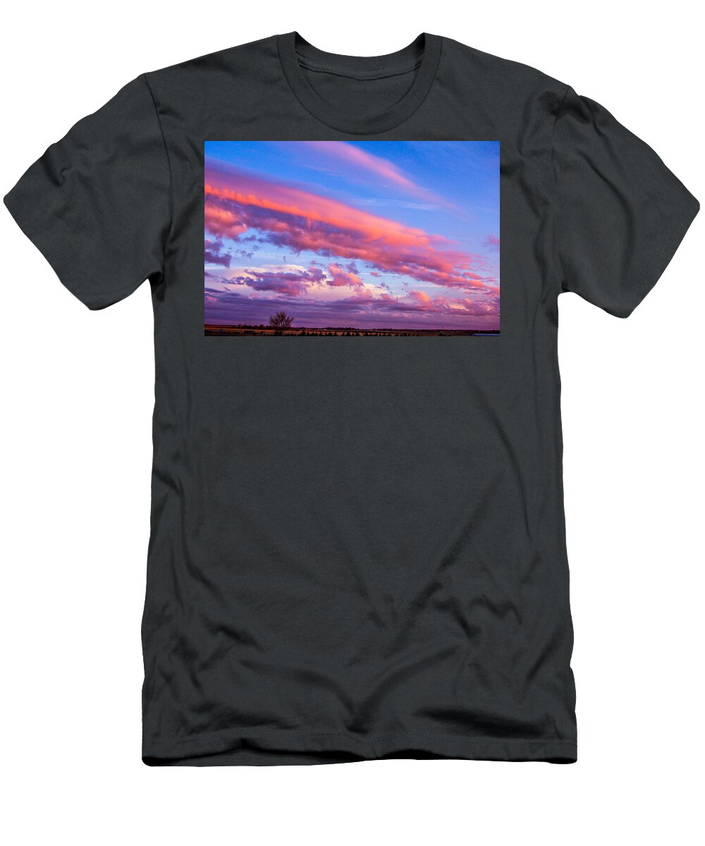 Nebraskasc T-Shirt featuring the photograph Severe Storms in South Central Nebraska #5 by NebraskaSC
