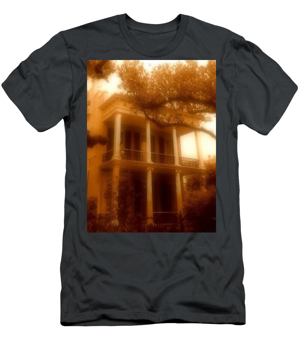 Nola T-Shirt featuring the photograph Birthplace Of A Vampire In New Orleans, Louisiana by Michael Hoard