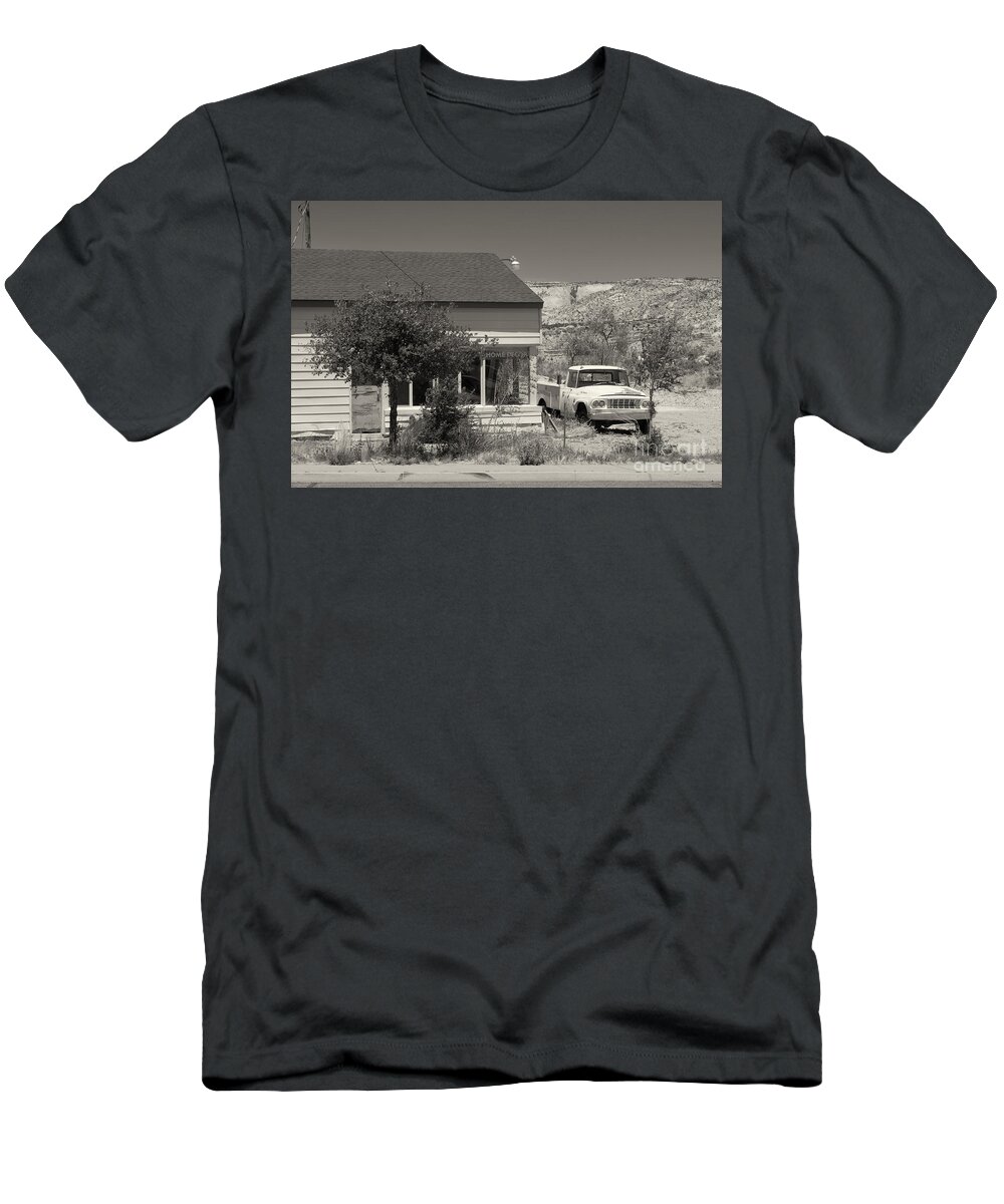 Cars T-Shirt featuring the photograph Broken Dreams by Juergen Klust