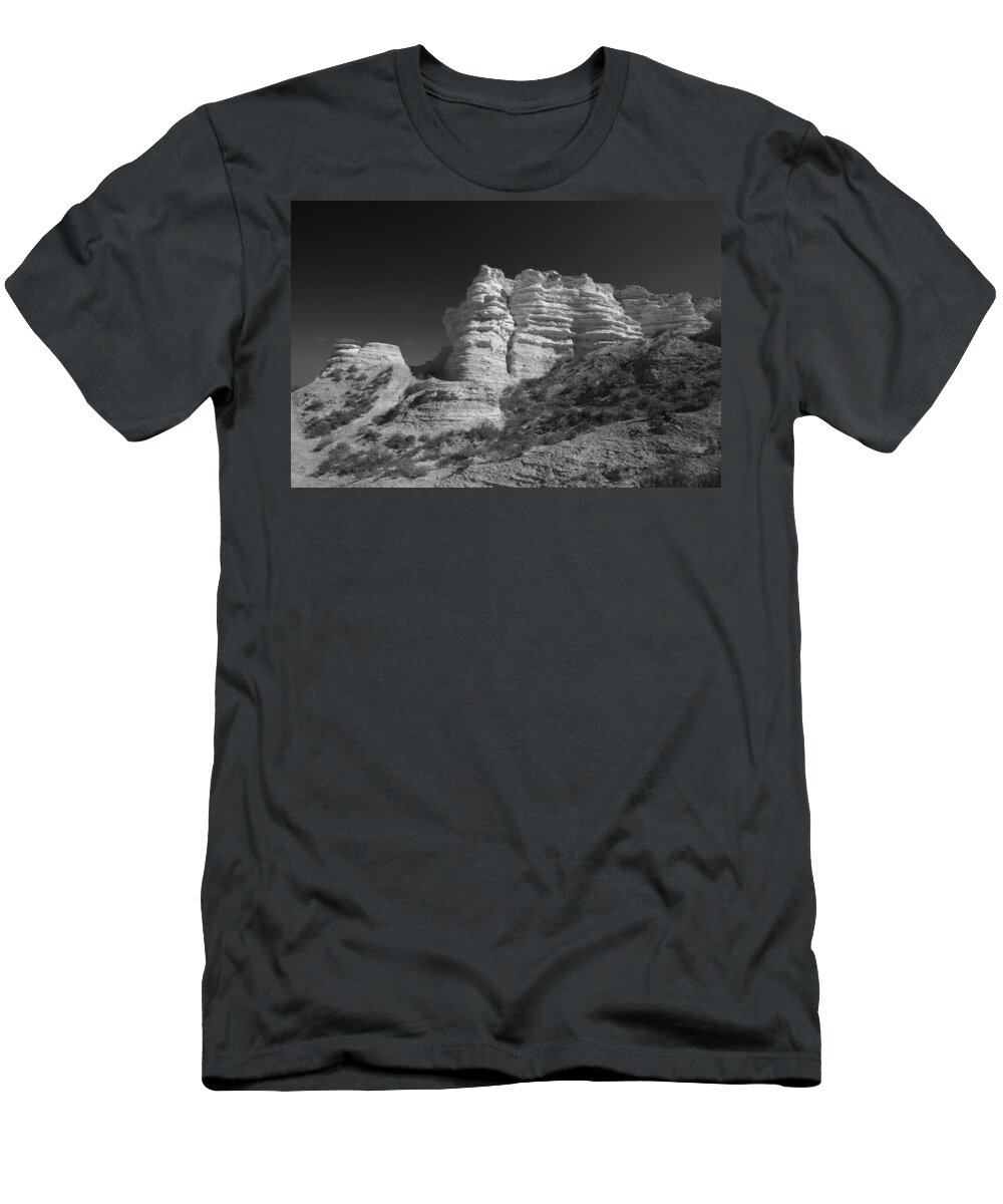 Kansas T-Shirt featuring the photograph Castle Rock by Garry McMichael