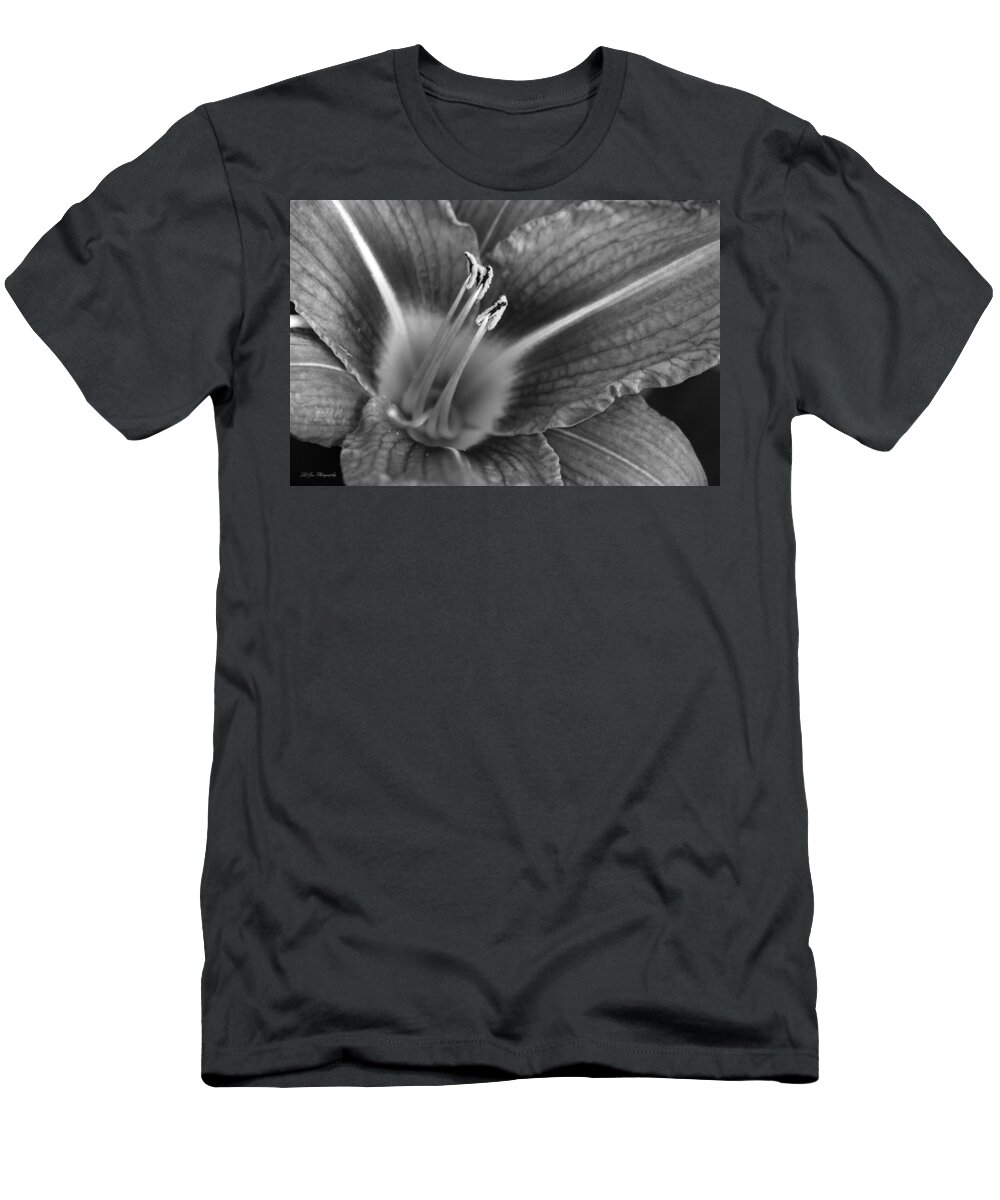 Lily T-Shirt featuring the photograph Day Lily In Black and White by Jeanette C Landstrom