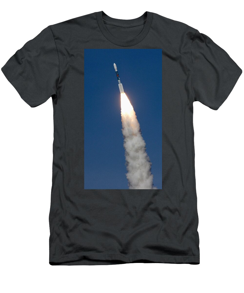 Astronomy T-Shirt featuring the photograph Delta II Rocket by Science Source