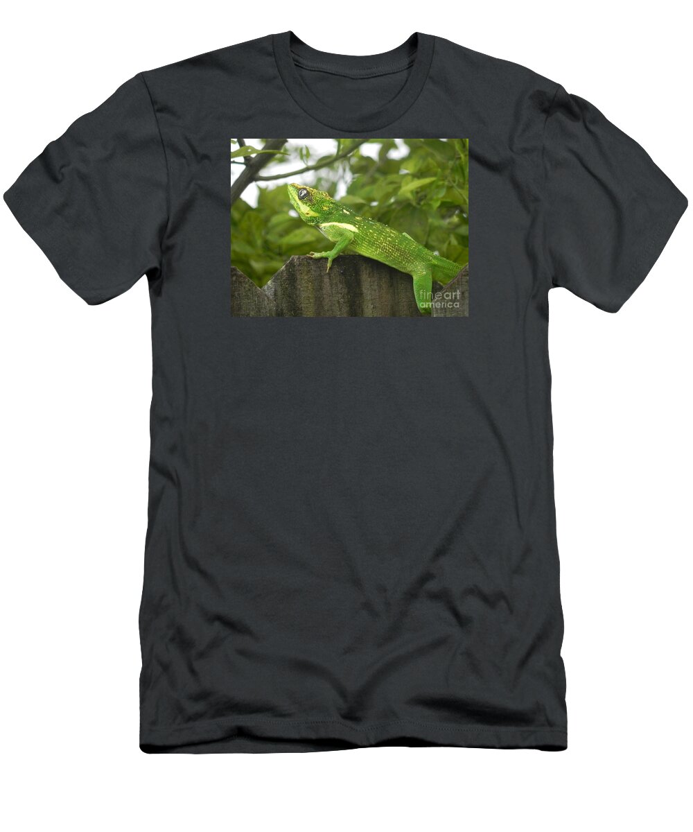 Photography T-Shirt featuring the photograph I See The Light by Chrisann Ellis
