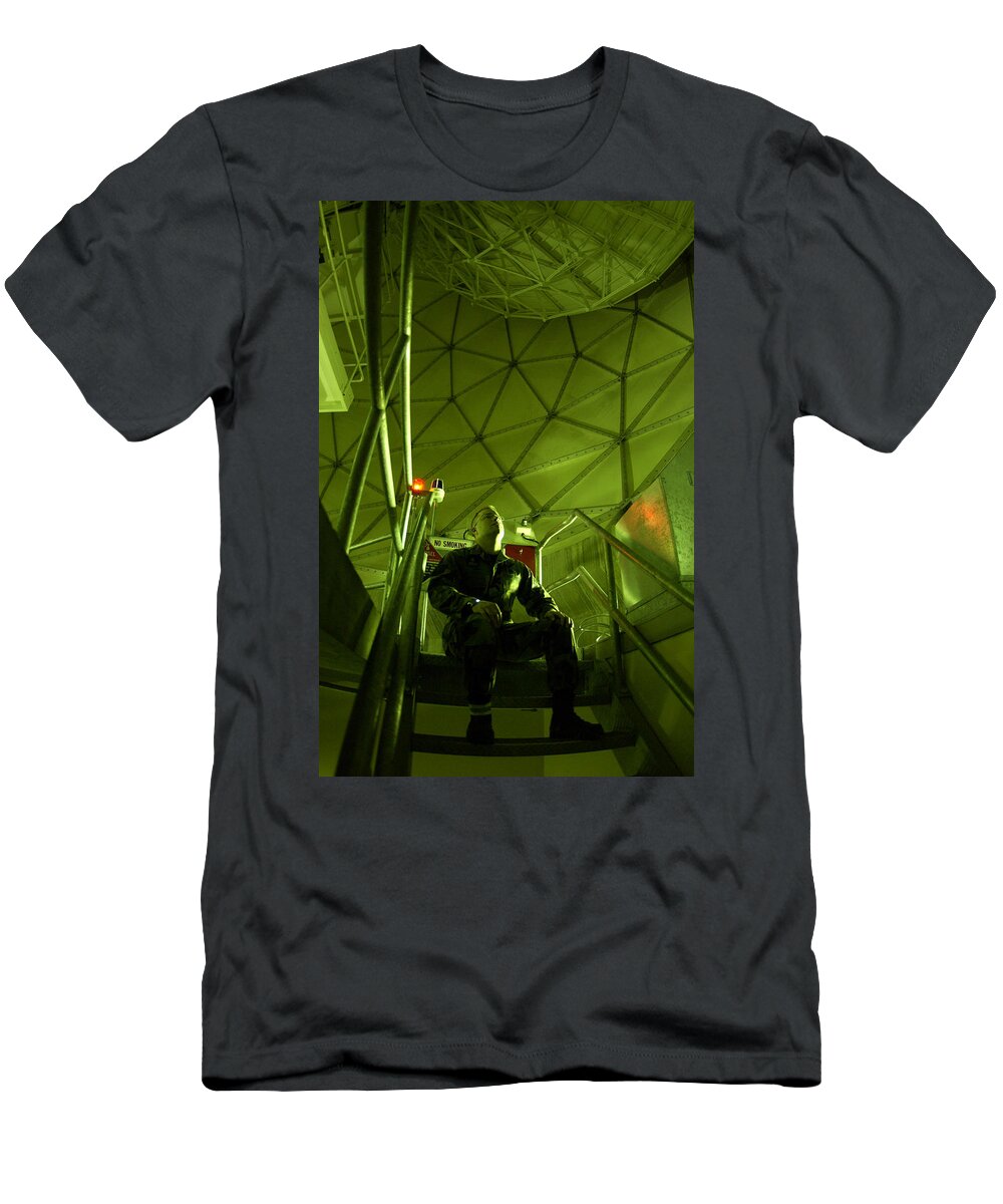 Astronomy T-Shirt featuring the photograph Inside A Satellite Dish by Science Source