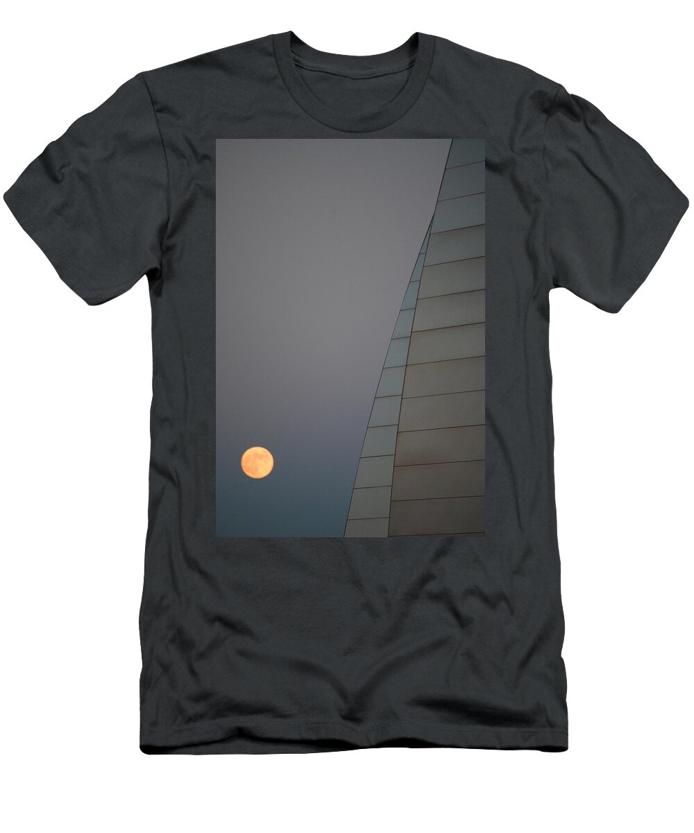 Kansas City T-Shirt featuring the photograph Kauffman Center for the Performing Arts with Full Moon by Glory Ann Penington