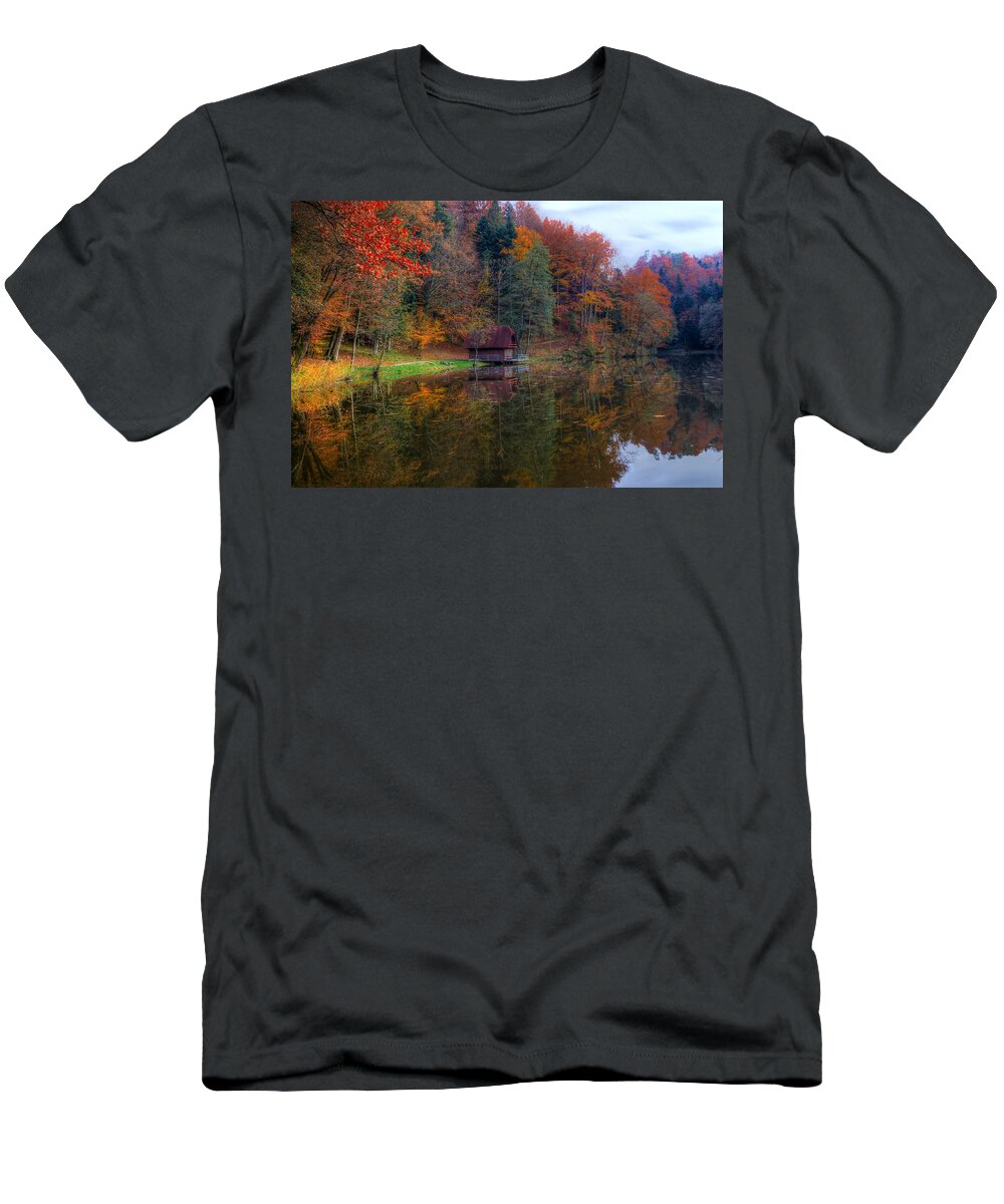 Beautiful T-Shirt featuring the photograph Lake lodge by Ivan Slosar