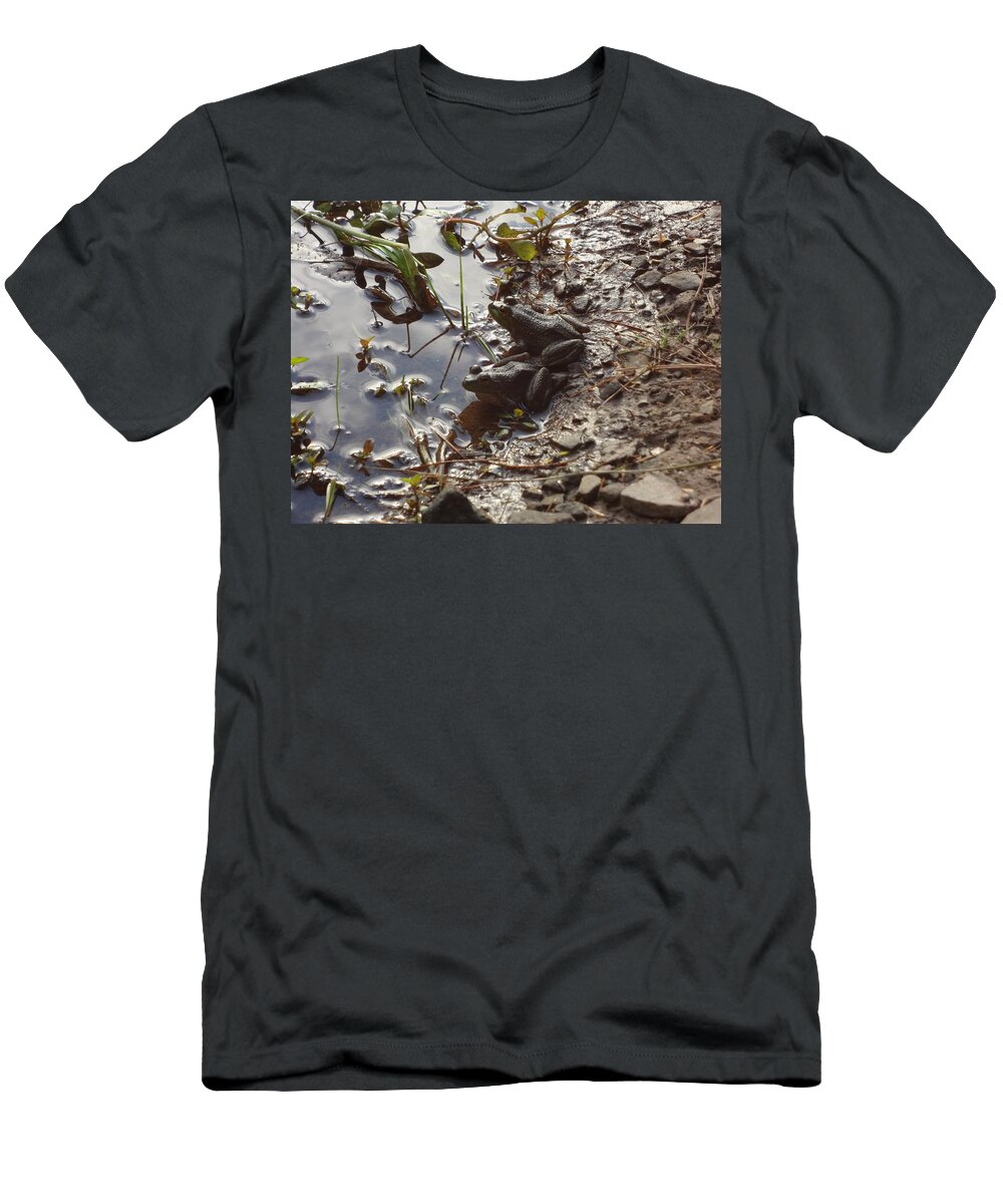 Frog T-Shirt featuring the photograph Love Frogs by Michael Porchik