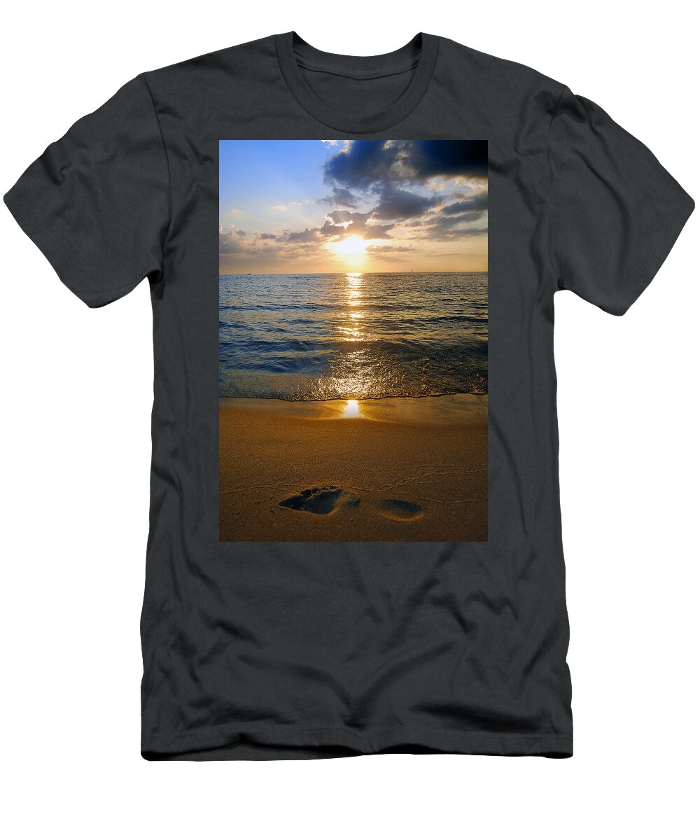 Sand T-Shirt featuring the photograph Lwv30062 by Lee Winter