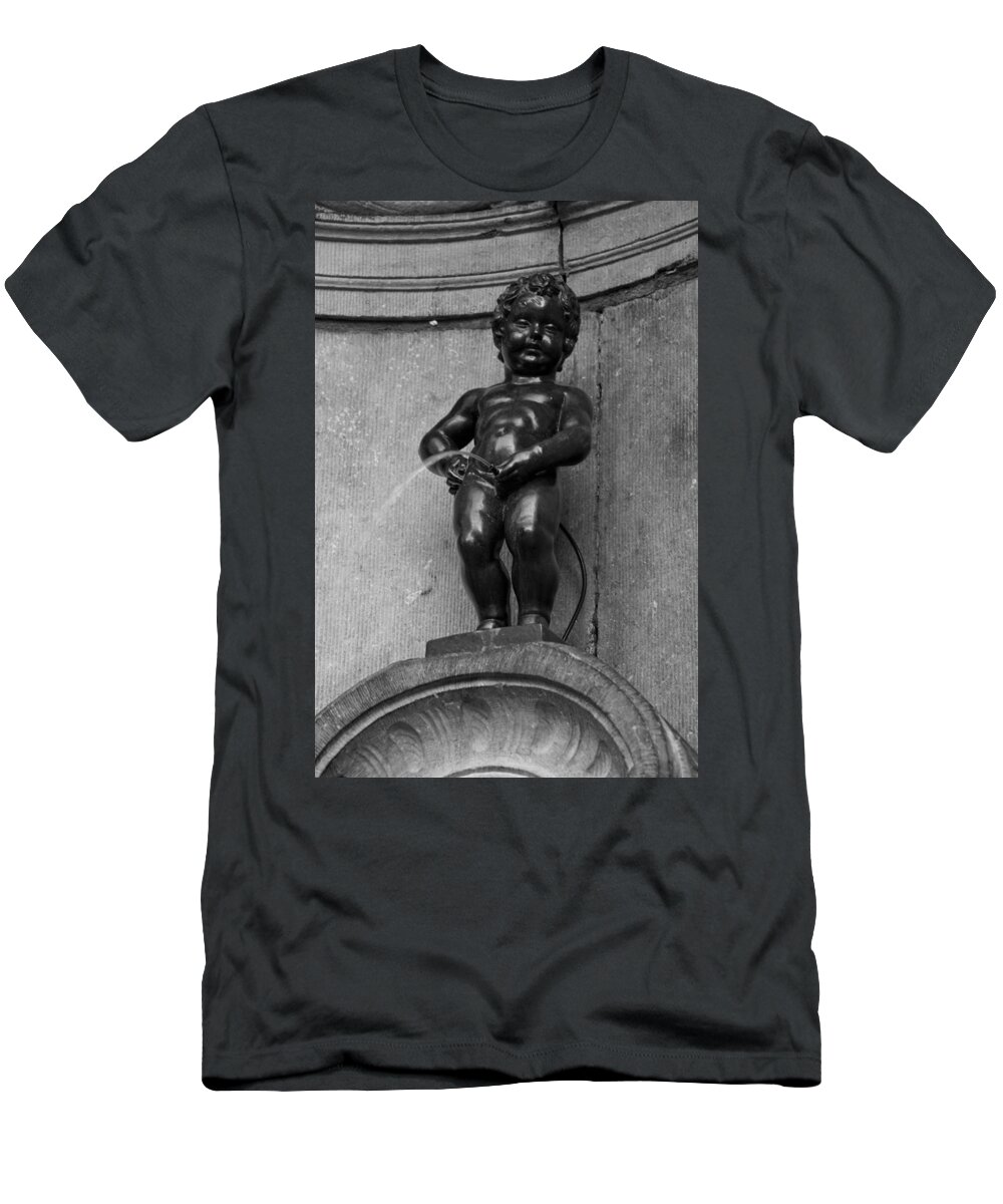 Brussels T-Shirt featuring the photograph Manneken Pis by Brian Kamprath