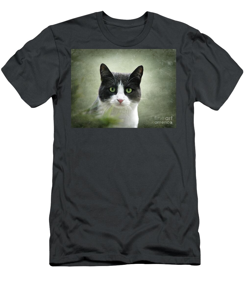 Cats T-Shirt featuring the photograph Nobody knows the troubles I've seen by Ellen Cotton