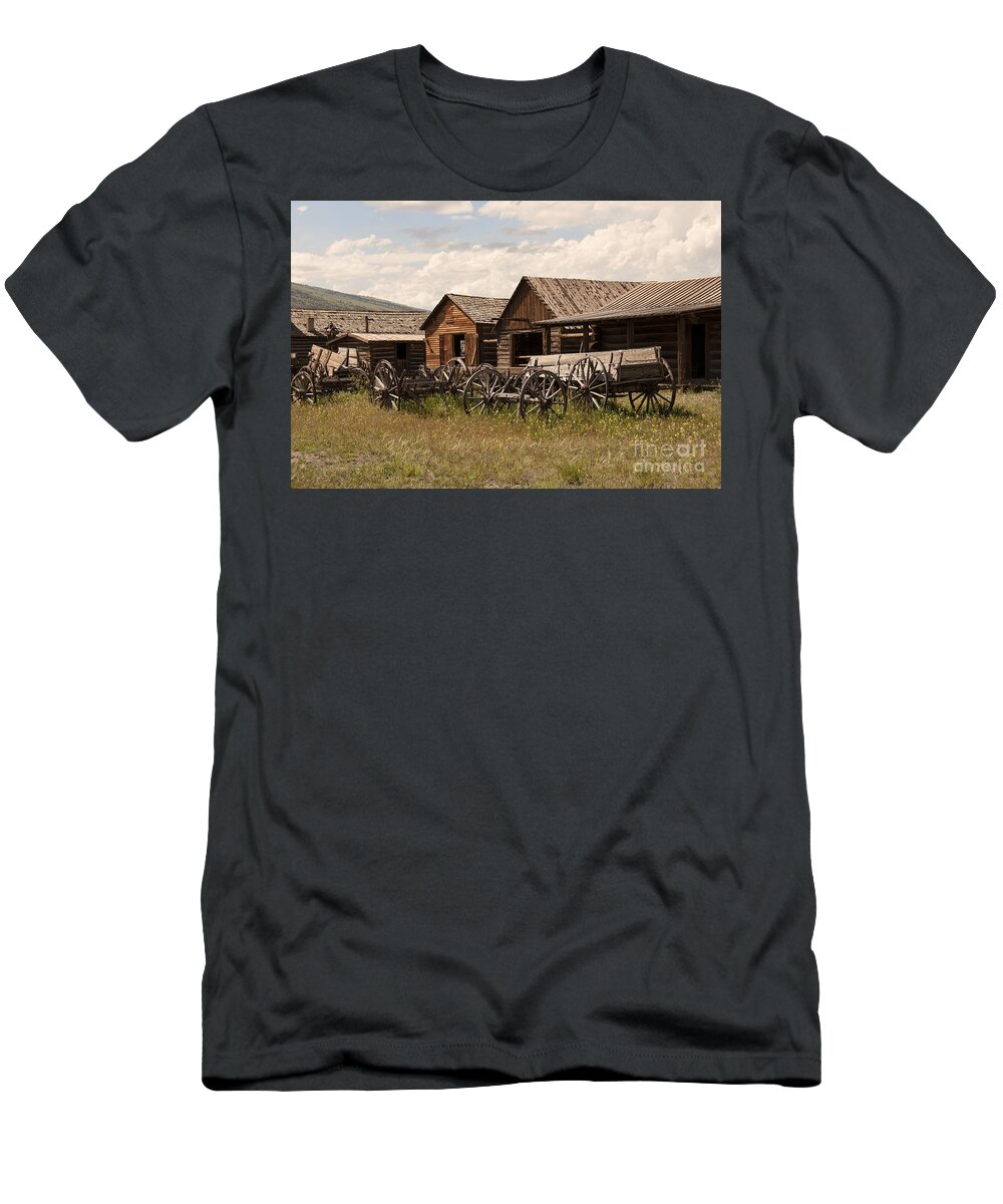 Abandoned T-Shirt featuring the photograph Old West Wyoming by Juli Scalzi