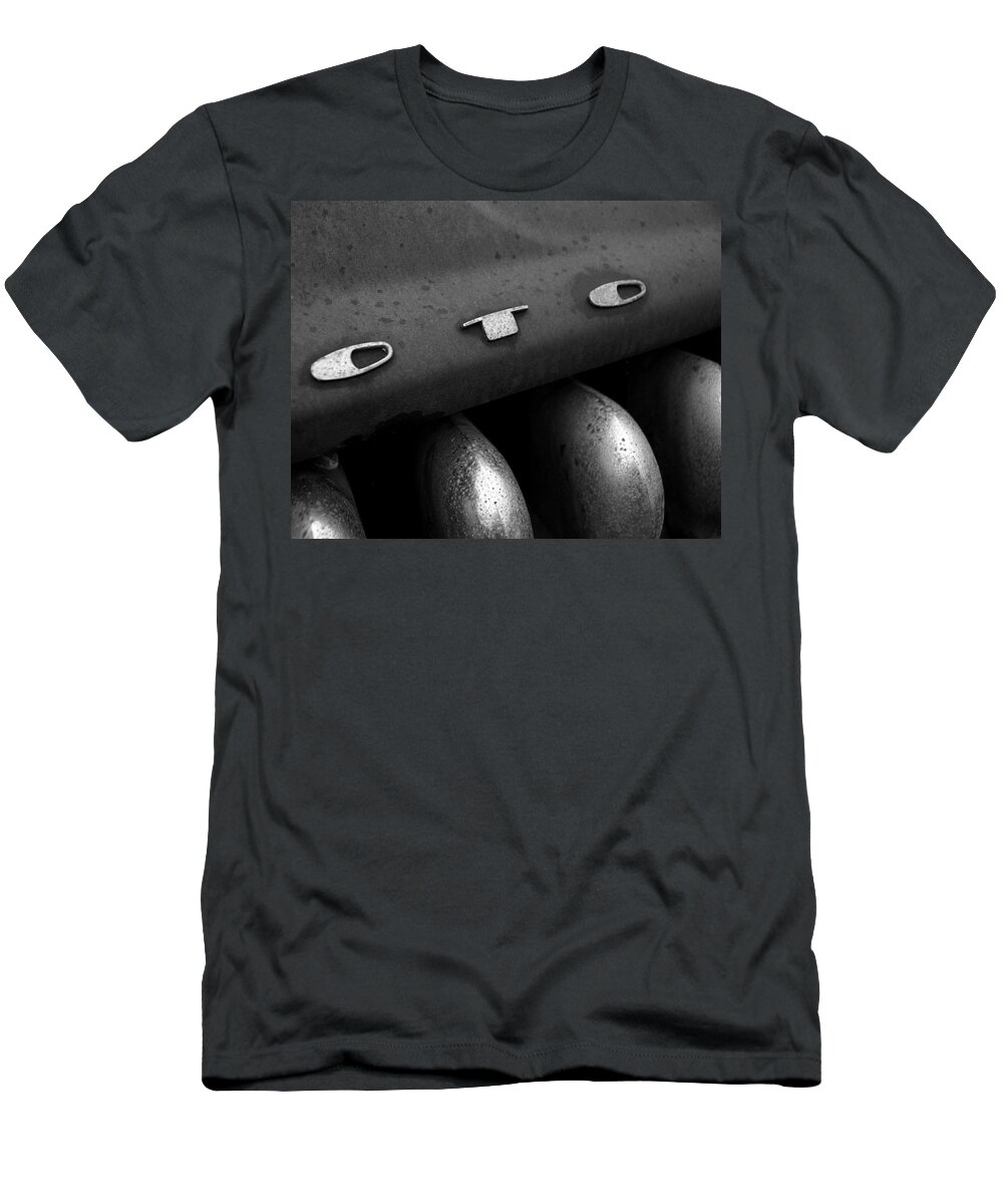 Desoto T-Shirt featuring the photograph OTO by Paul DeRocker