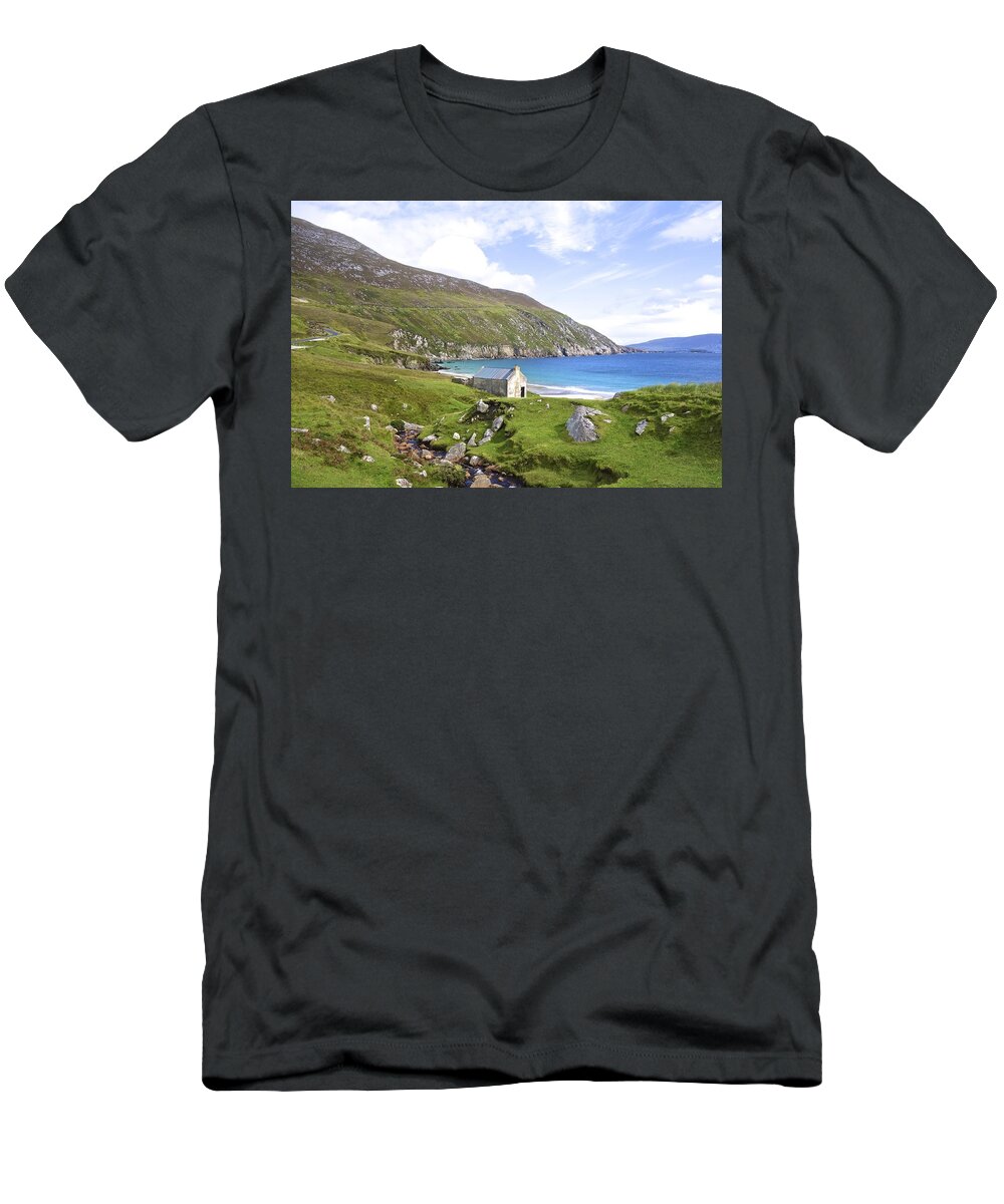 Keem T-Shirt featuring the photograph Peace on Earth by Norma Brock