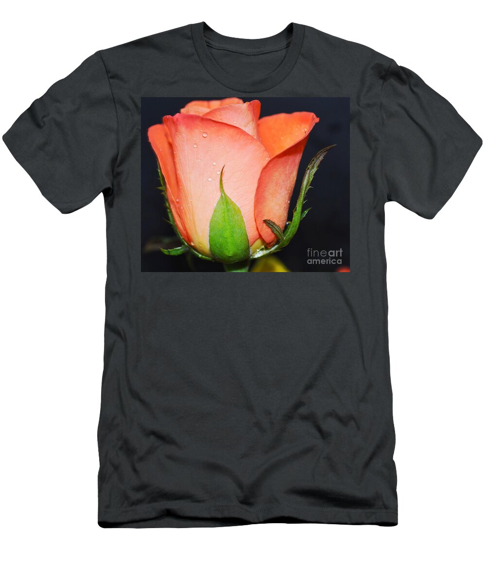 Rose T-Shirt featuring the photograph Peach relish by Felicia Tica