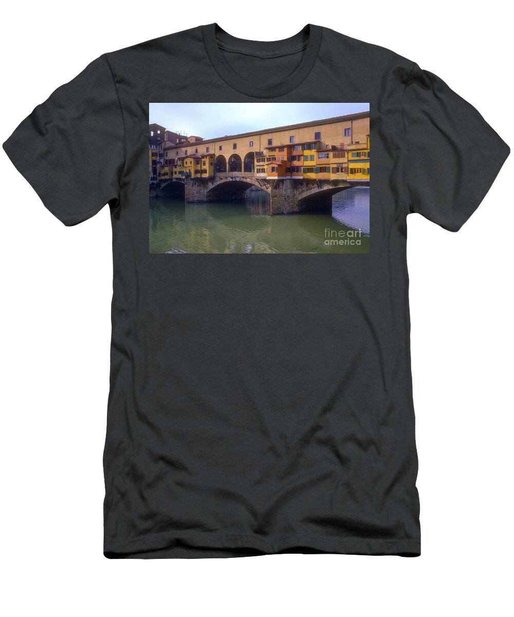 Florence T-Shirt featuring the photograph Pont de Vecchio by Bob Phillips