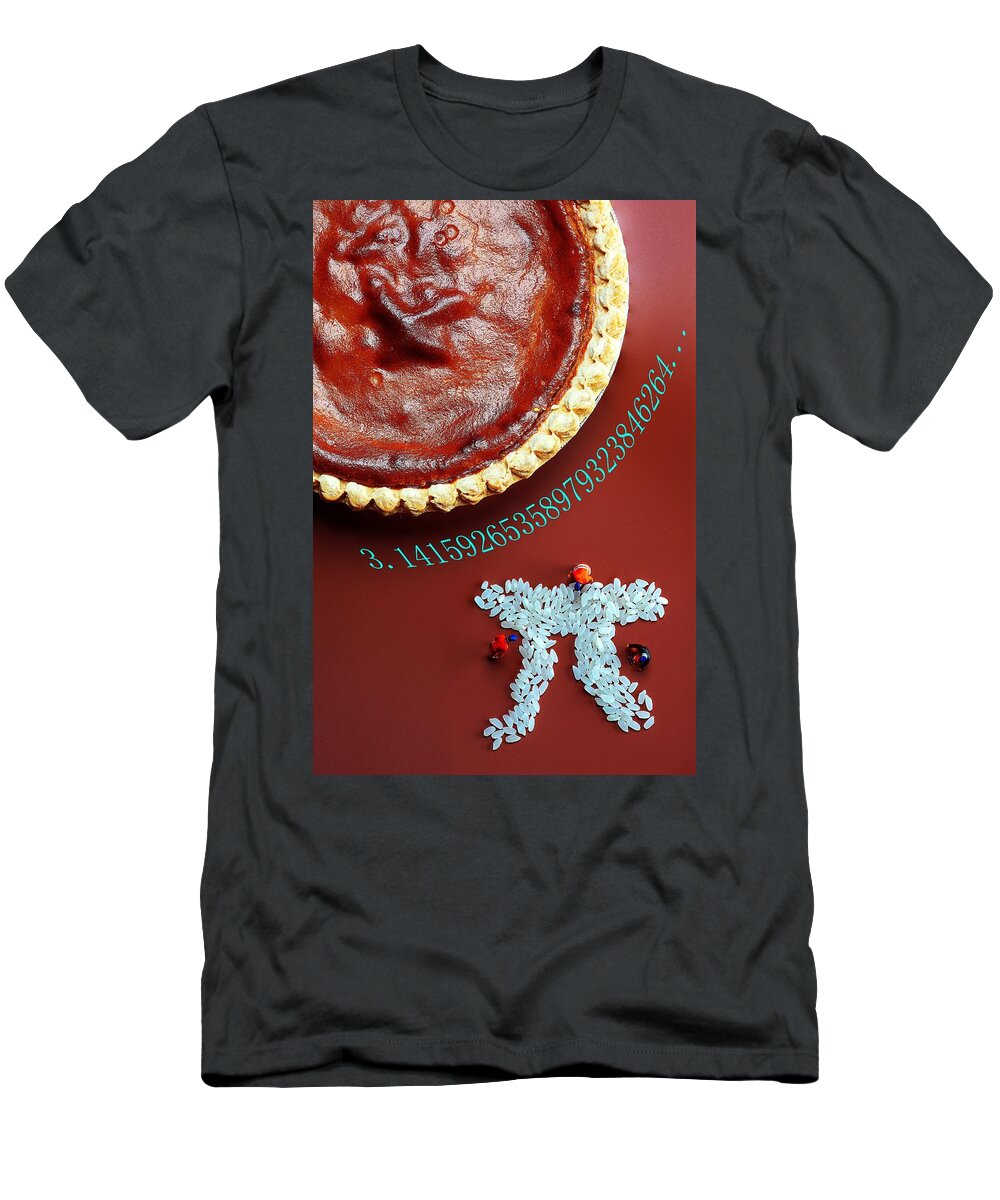 Pi T-Shirt featuring the photograph Pumpkin Pie and Pi food physics by Paul Ge