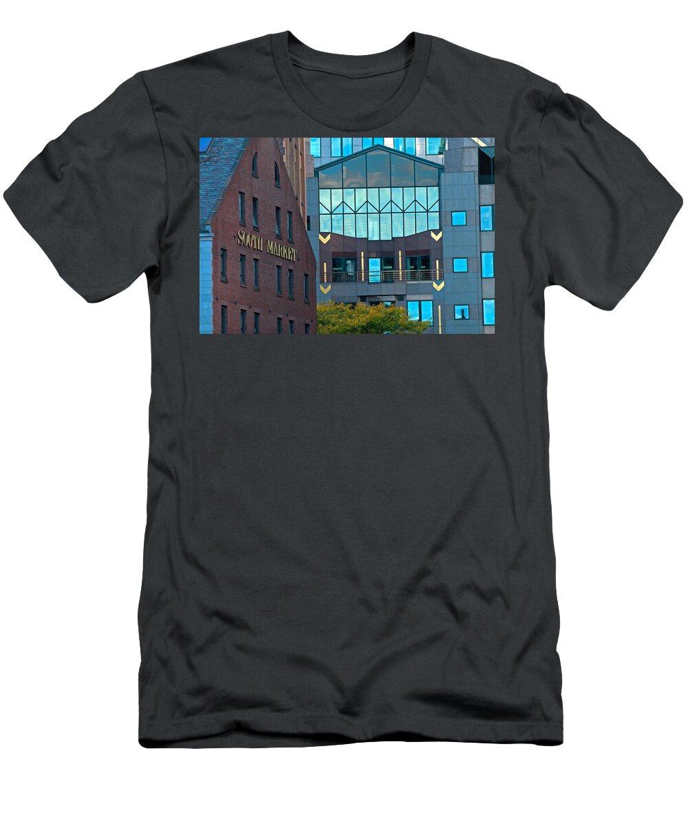 Boston T-Shirt featuring the photograph South Market by Paul Mangold