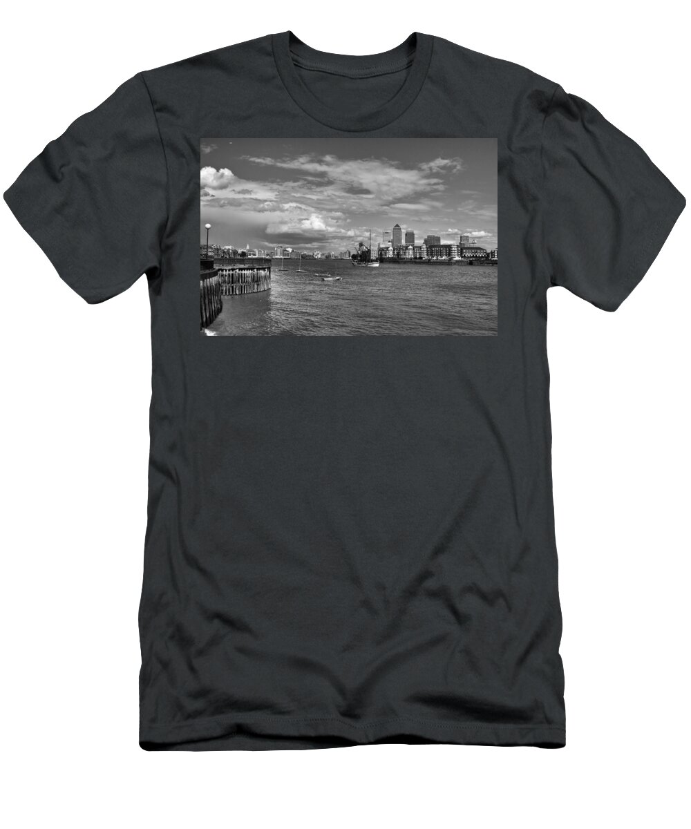 Thames River T-Shirt featuring the photograph Canary Wharf #1 by Shirley Mitchell