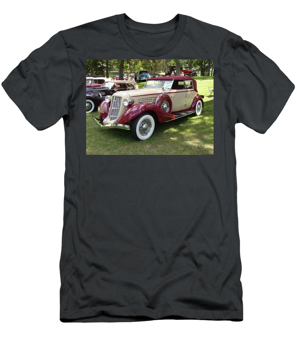 1930 Buick T-Shirt featuring the photograph 1930 Buick by Randy J Heath