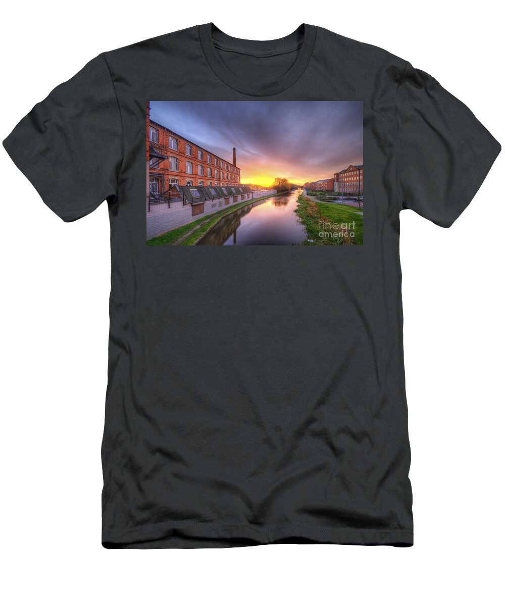  Yhun Suarez T-Shirt featuring the photograph 3M Building Sunrise 2.0 by Yhun Suarez
