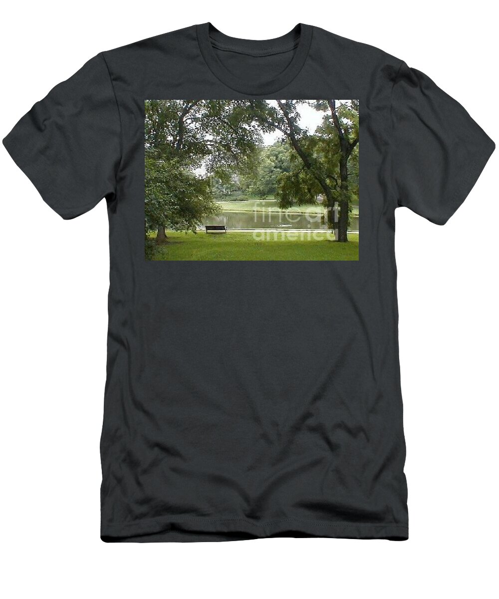 Bench T-Shirt featuring the photograph A Quiet Place by Vonda Lawson-Rosa