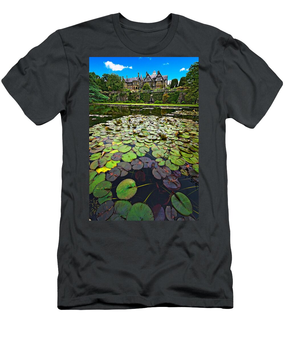 Bodnant T-Shirt featuring the photograph Bodnant House by Meirion Matthias