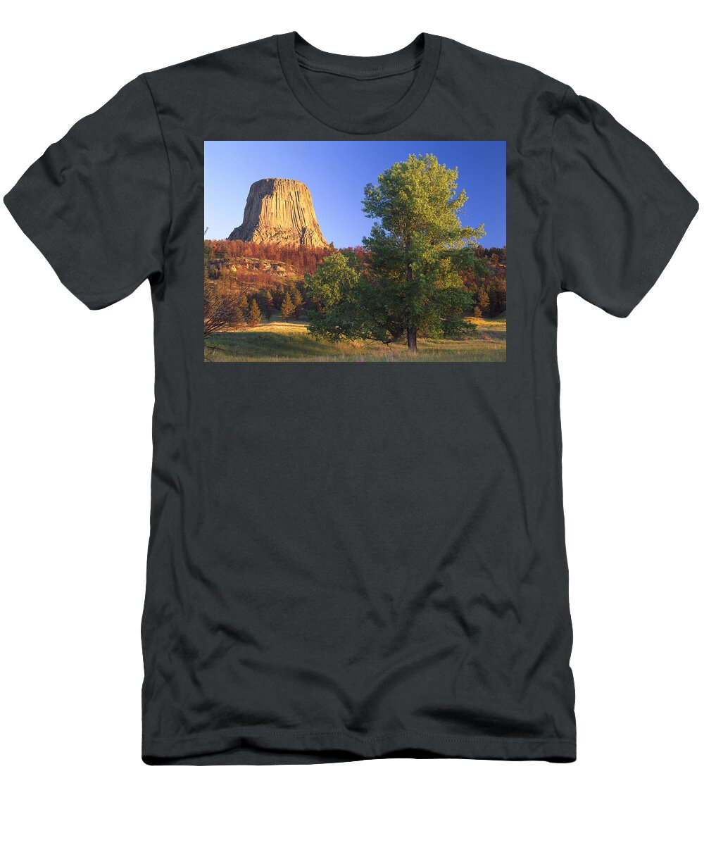 00173531 T-Shirt featuring the photograph Devils Tower National Monument Showing by Tim Fitzharris
