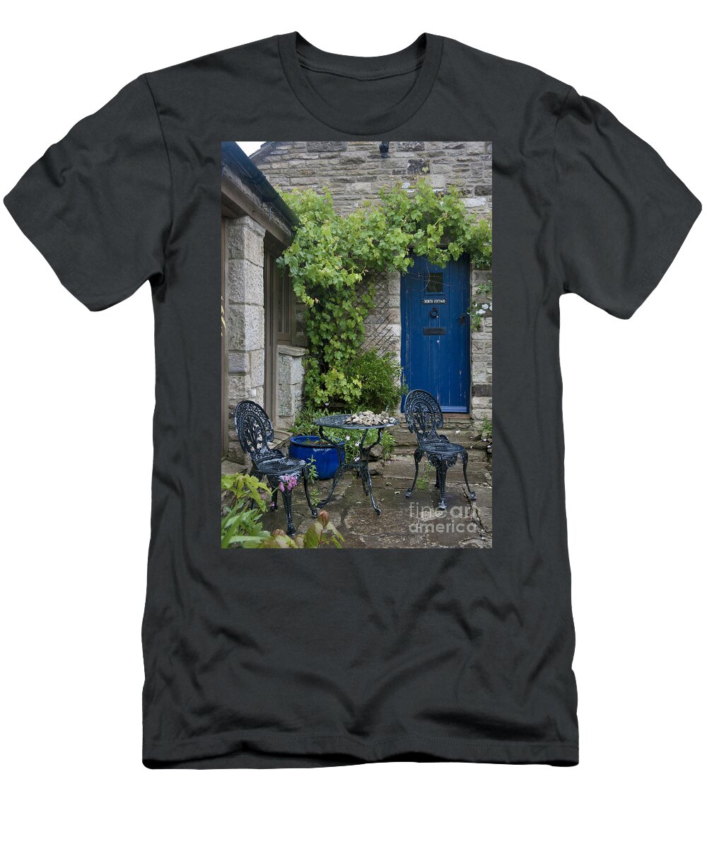 Architektur T-Shirt featuring the photograph Feel a Homey Ambience by Heiko Koehrer-Wagner