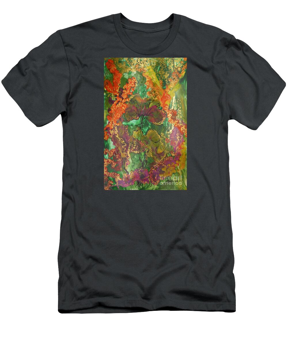 Garden T-Shirt featuring the painting Taking in the Good by Heather Hennick