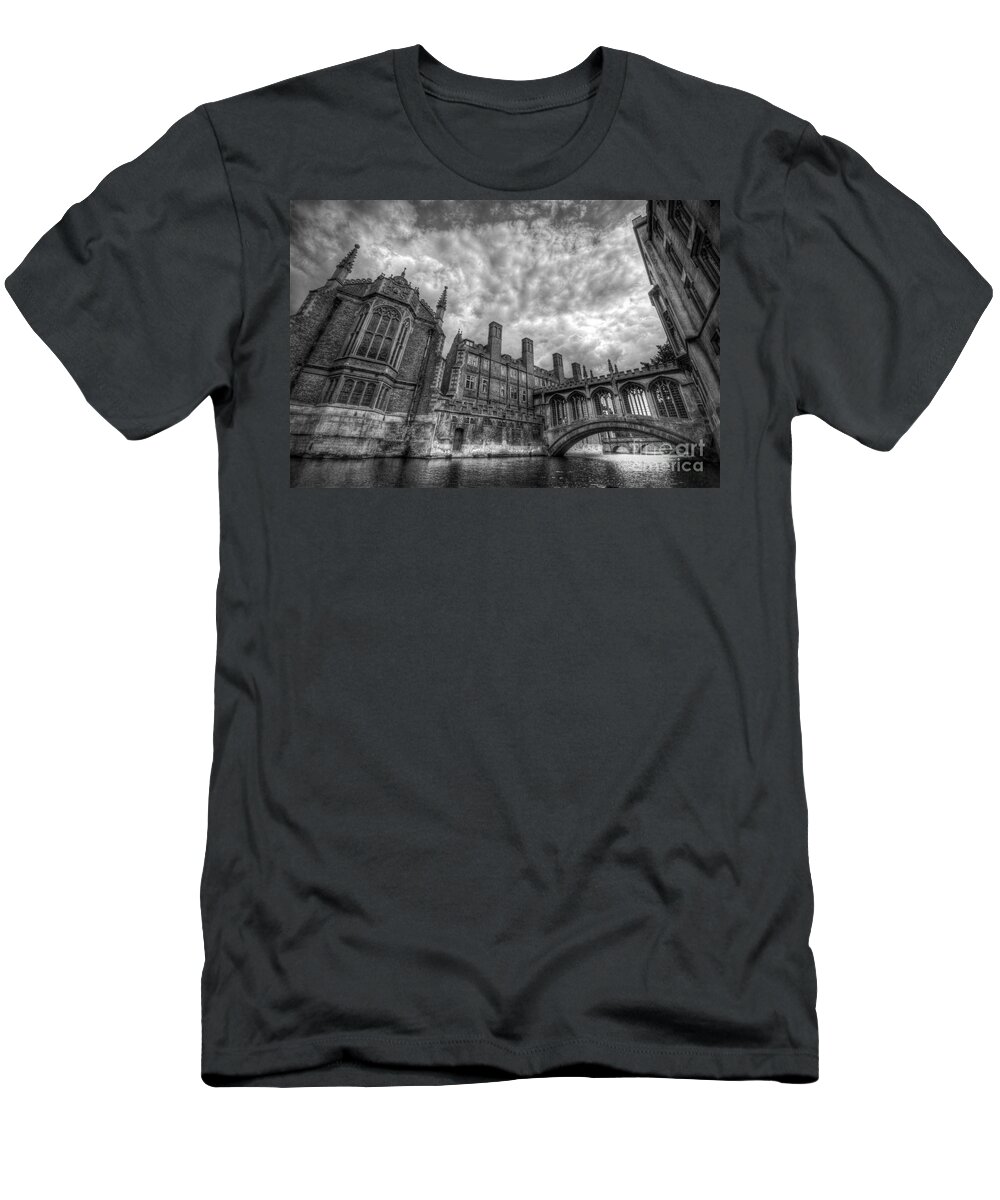 Art T-Shirt featuring the photograph Bridge Of Sighs - Cambridge by Yhun Suarez