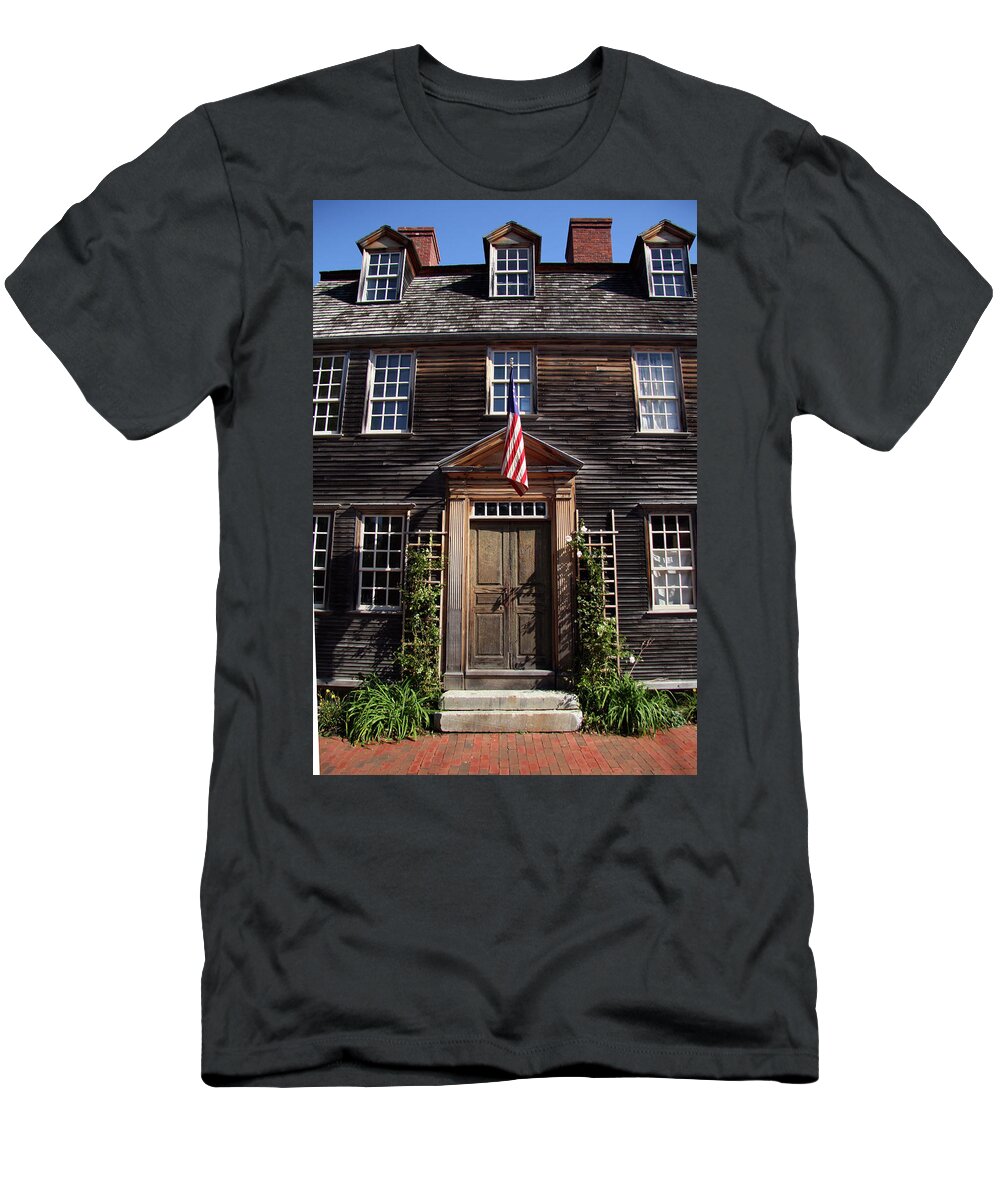 Colonial Portsmouth T-Shirt featuring the photograph Colonial Portsmouth #1 by Mark Alesse
