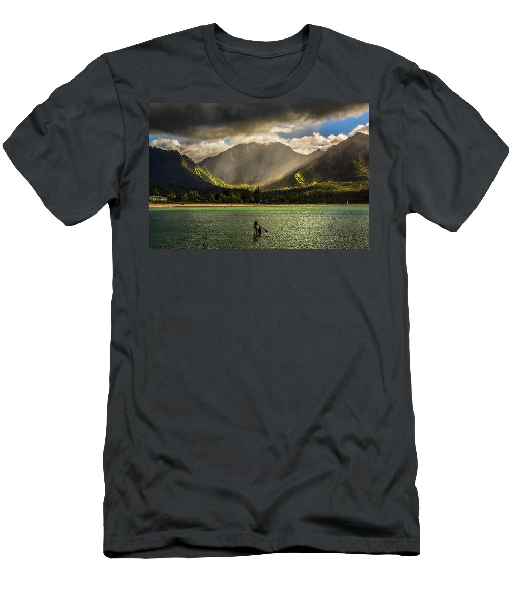 Hanalei T-Shirt featuring the photograph Facing the Storm by Robert FERD Frank