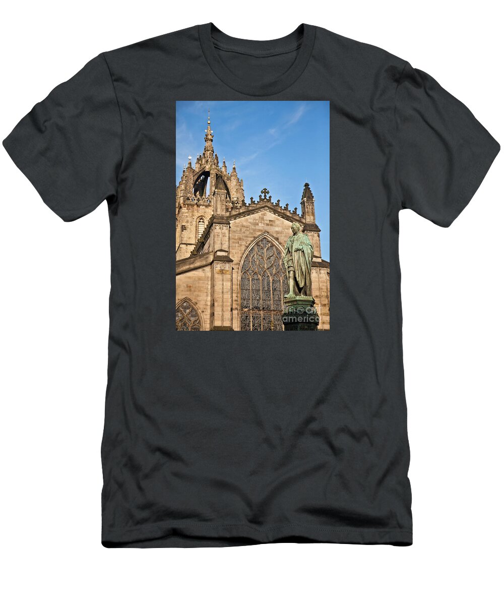 Edinburgh T-Shirt featuring the photograph St Giles Cathedral Edinburgh #3 by Liz Leyden