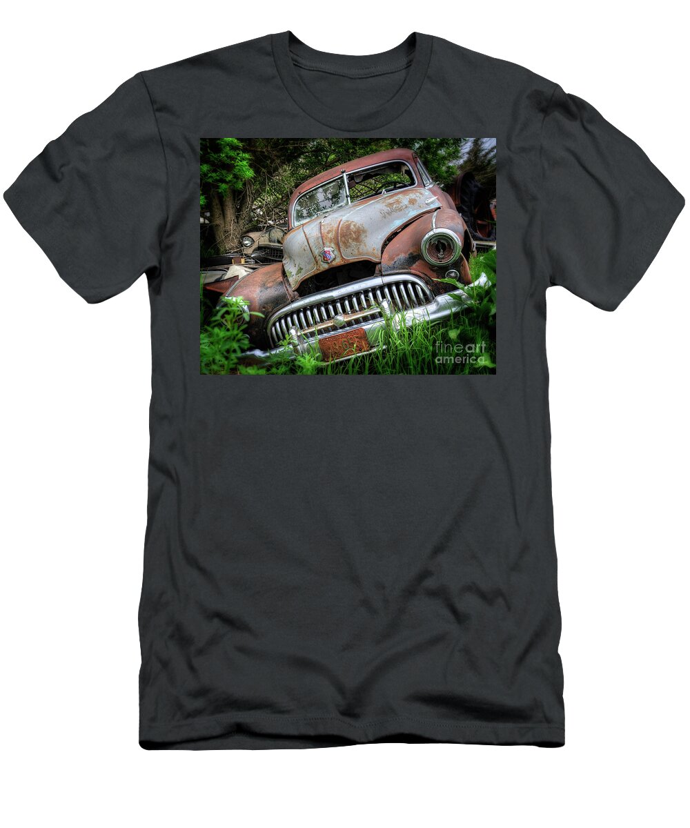 Rusty Cars T-Shirt featuring the photograph 1948 Buick Roadmaster #2 by John Strong