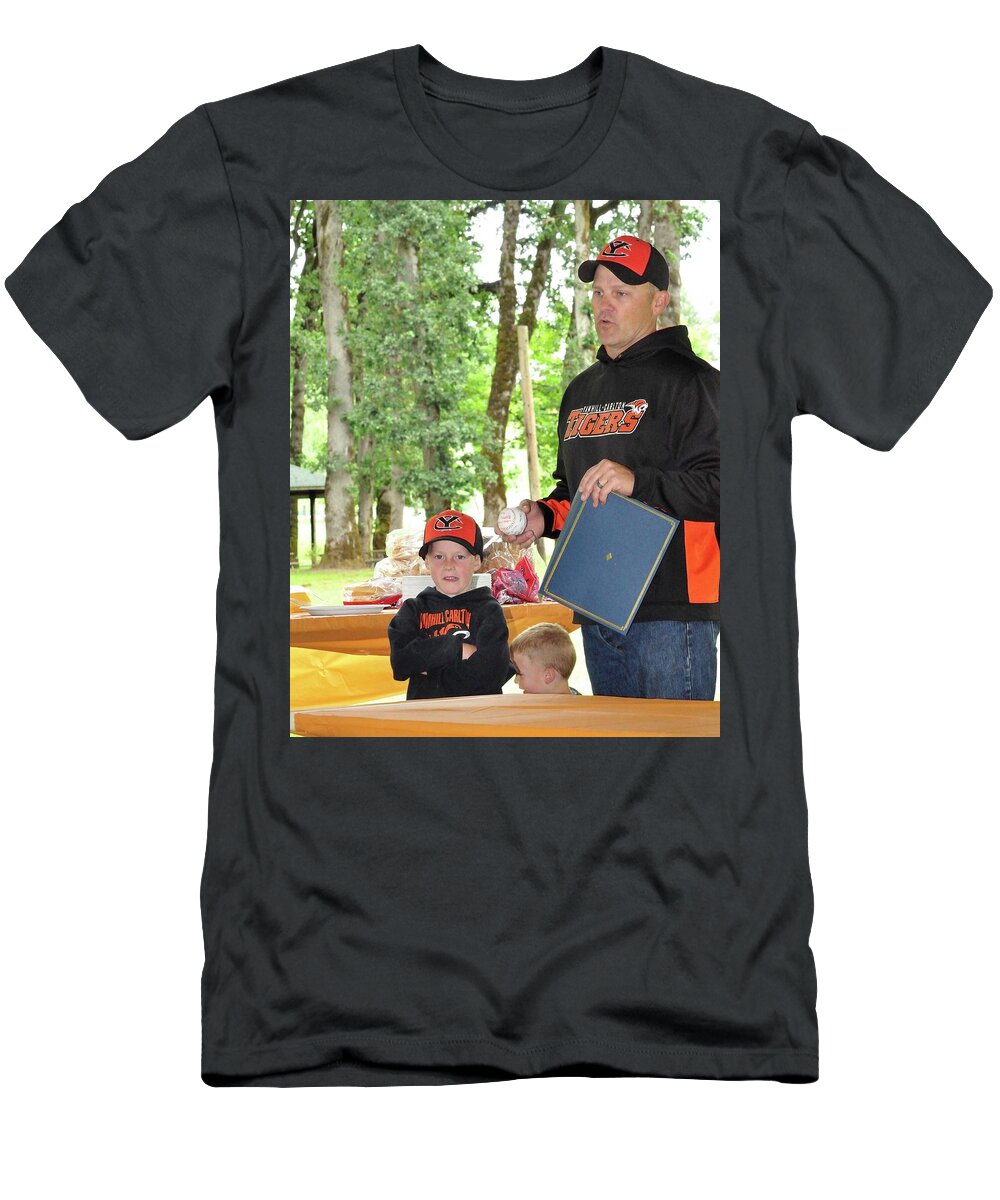  T-Shirt featuring the photograph 9792 #2 by Jerry Sodorff