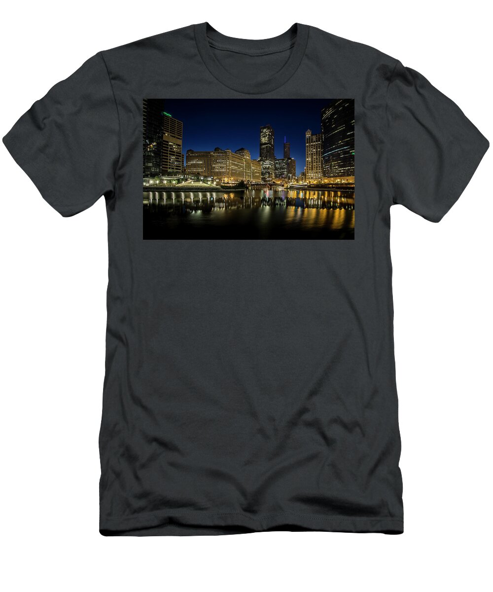 Chicago T-Shirt featuring the photograph Chicago river and skyline at dawn #2 by Sven Brogren