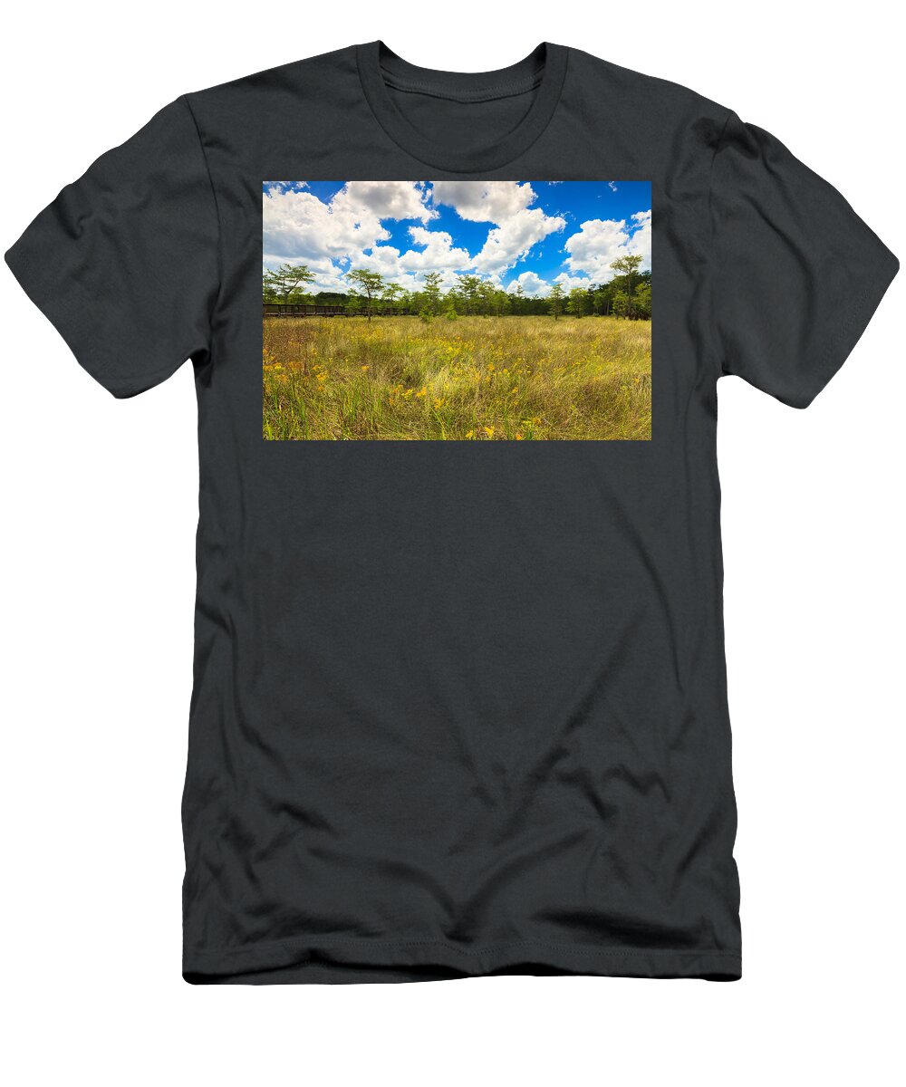 Everglades T-Shirt featuring the photograph Florida Everglades #23 by Raul Rodriguez