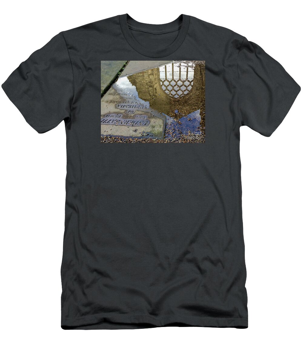 Abbey T-Shirt featuring the photograph Abbey Ruins - Edinburgh by Amy Fearn