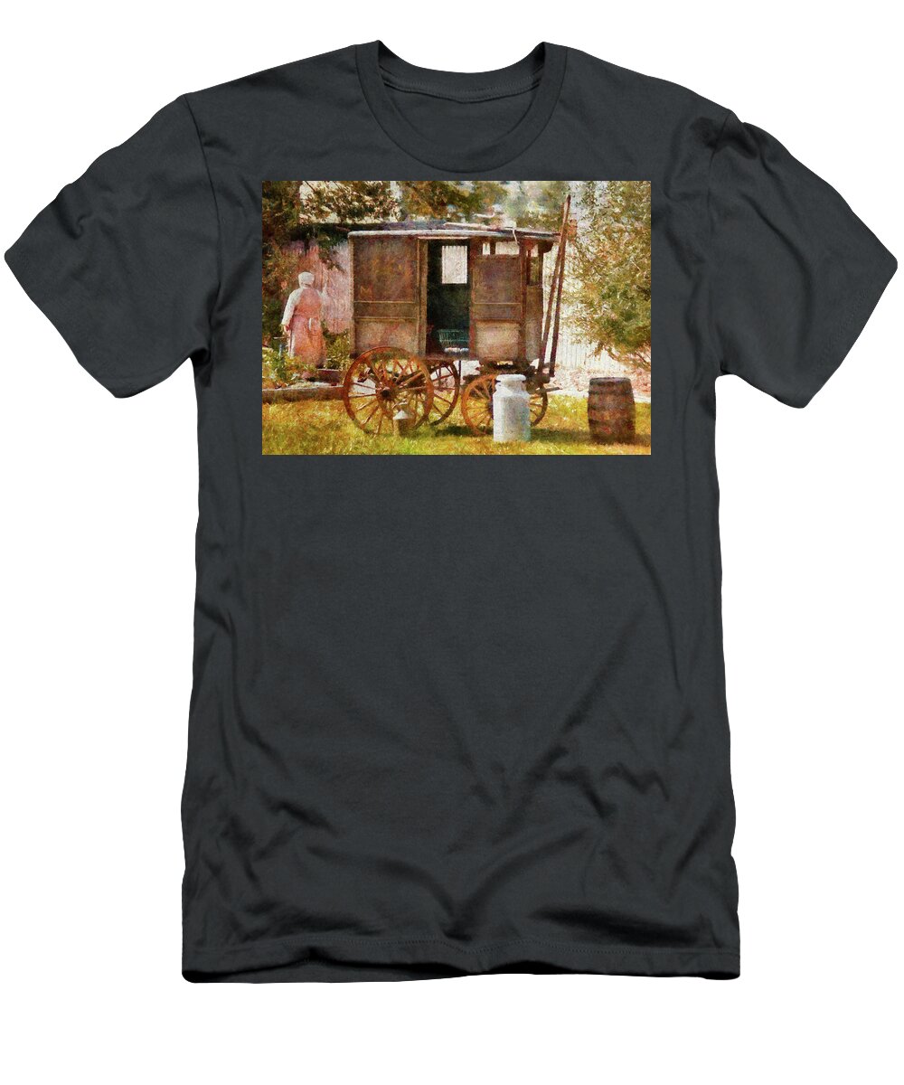 Suburbanscenes T-Shirt featuring the photograph Americana - The Milk and Egg wagon by Mike Savad