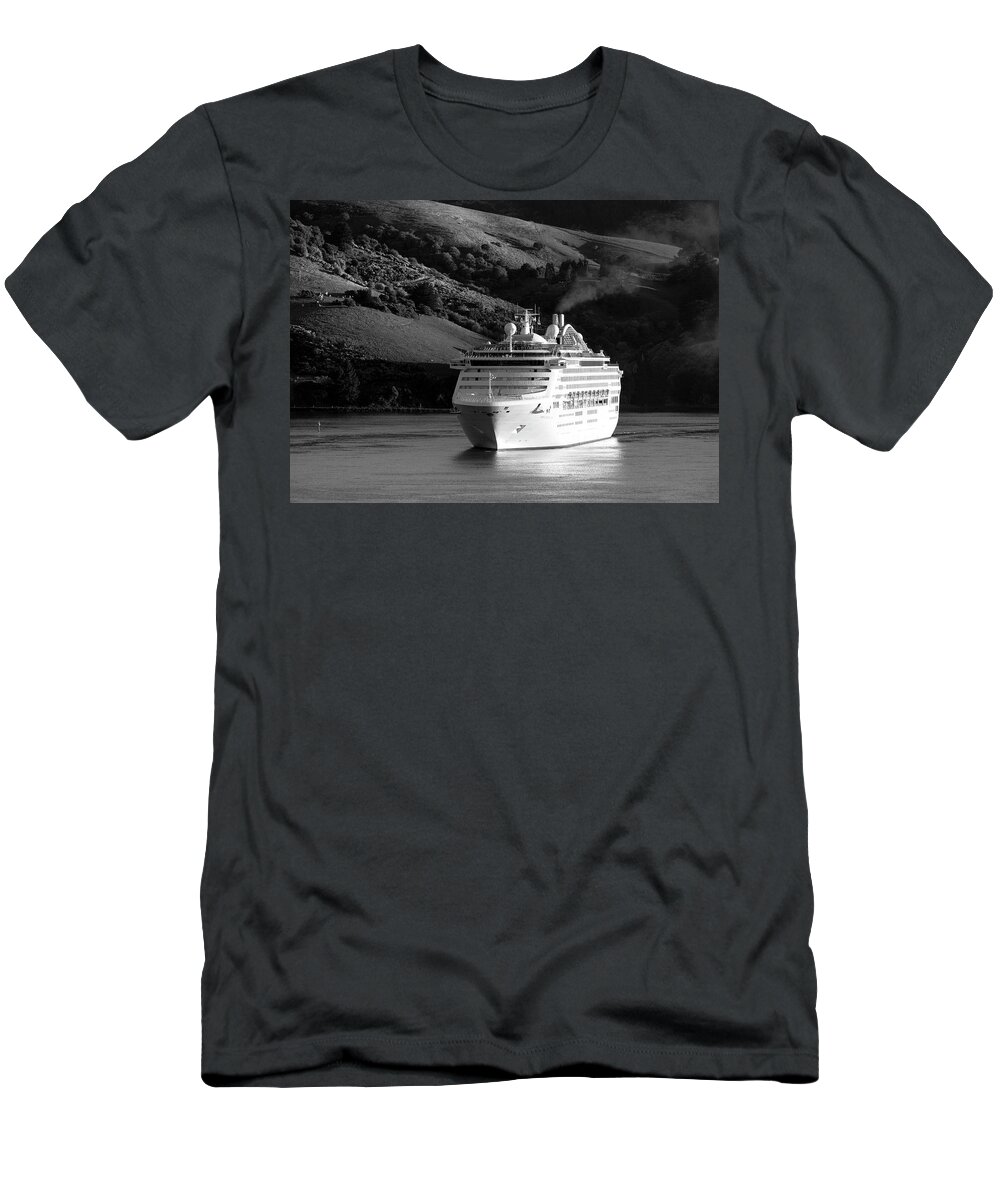 Ship T-Shirt featuring the photograph Arriving To New Zealand by Ramunas Bruzas