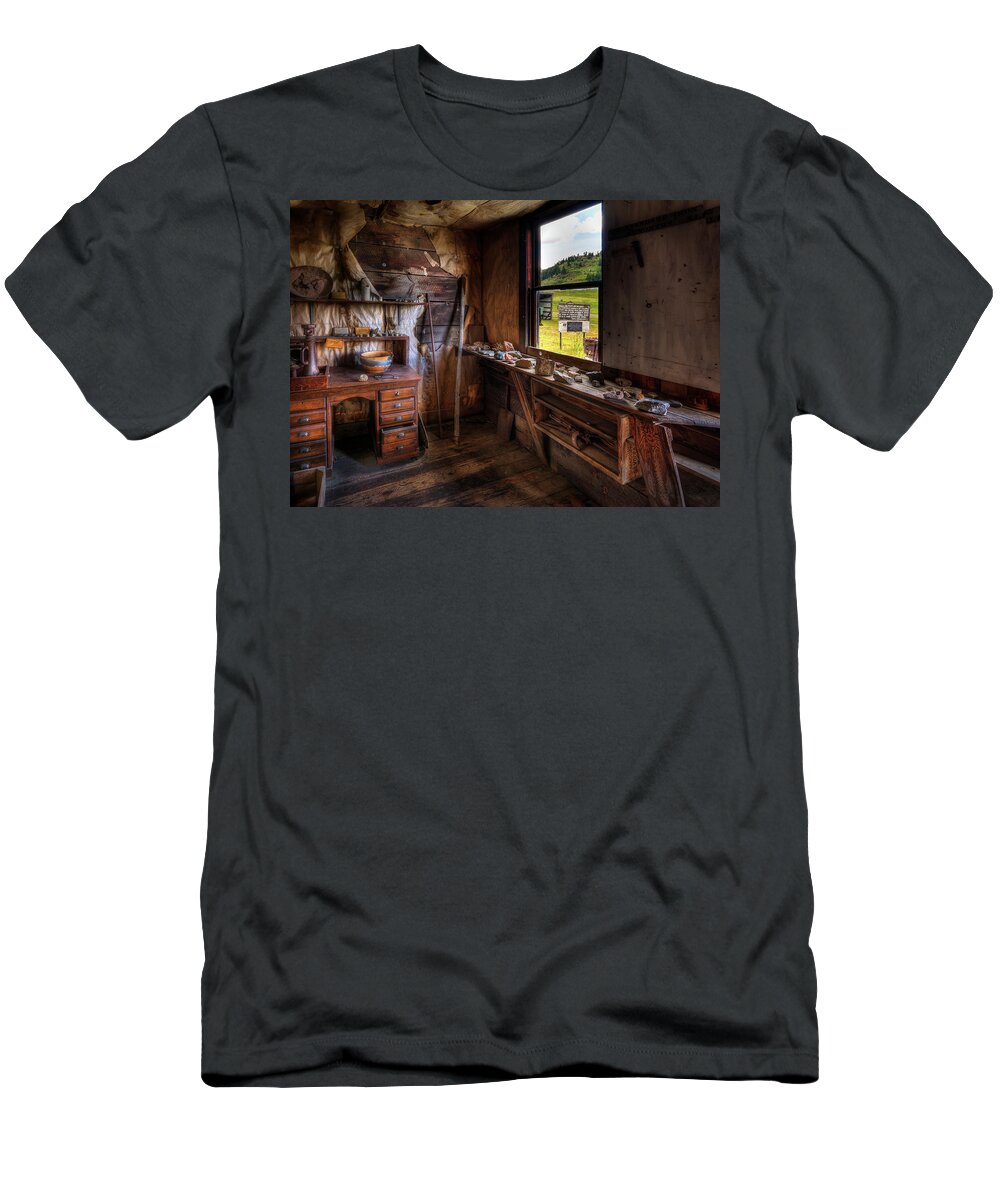 Assay Office T-Shirt featuring the photograph Assay Office 1 by Doug Matthews