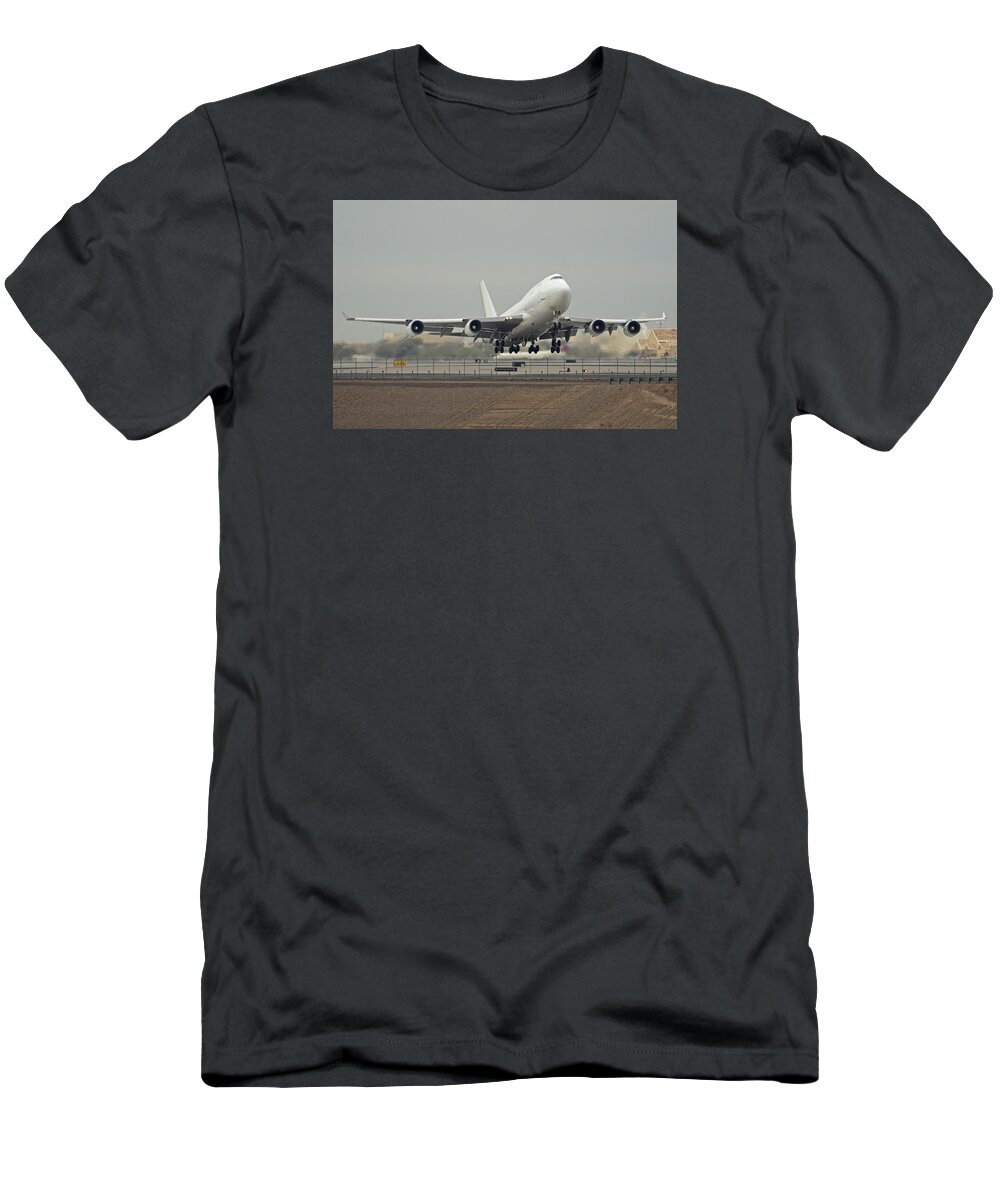 Airplane T-Shirt featuring the photograph Atlas Air Boeing 747-45E-SF N473MC Phoenix Sky Harbor December 24 2015 by Brian Lockett